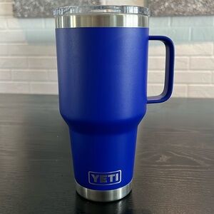 Yeti Offshore Blue 30 Oz Travel Mug EUC Rare color